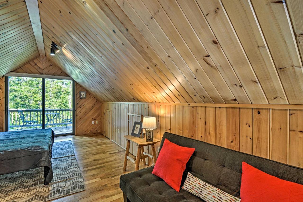 Riverfront Traverse City Cabin Fish, Kayak And Tube ภายนอก รูปภาพ