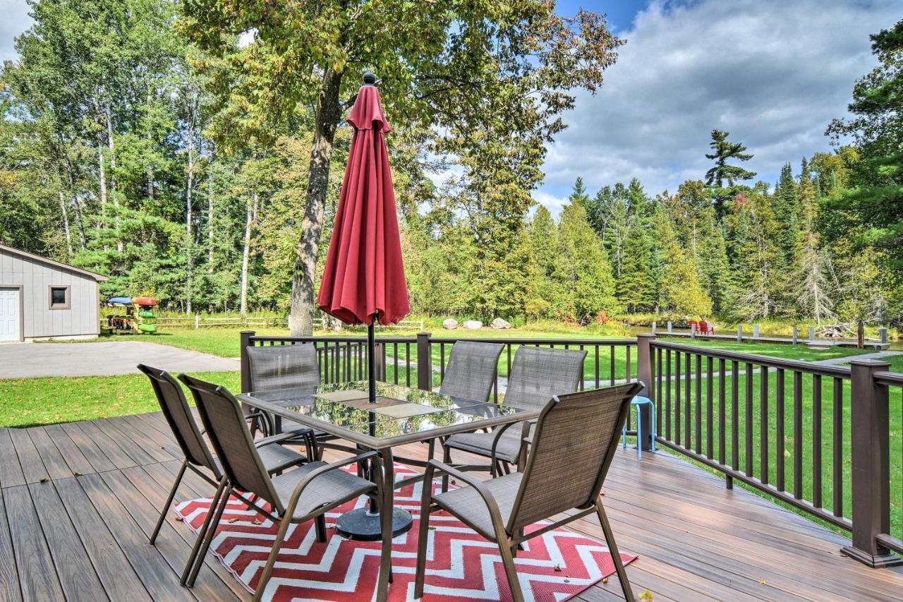 Riverfront Traverse City Cabin Fish, Kayak And Tube ภายนอก รูปภาพ